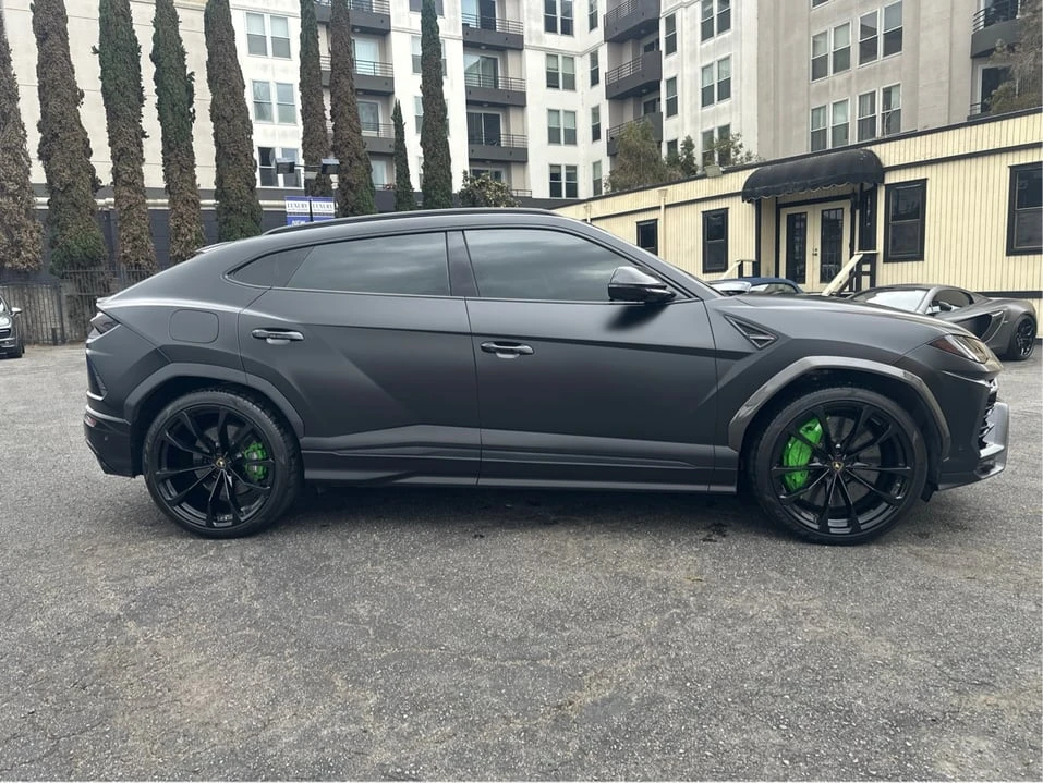2020 Lamborghini Urus - Image 2 of 20