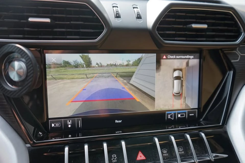 2020 Lamborghini Urus - Image 17 of 20