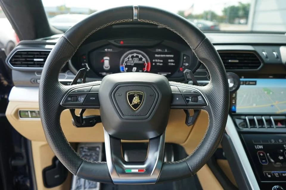 2020 Lamborghini Urus - Image 15 of 20