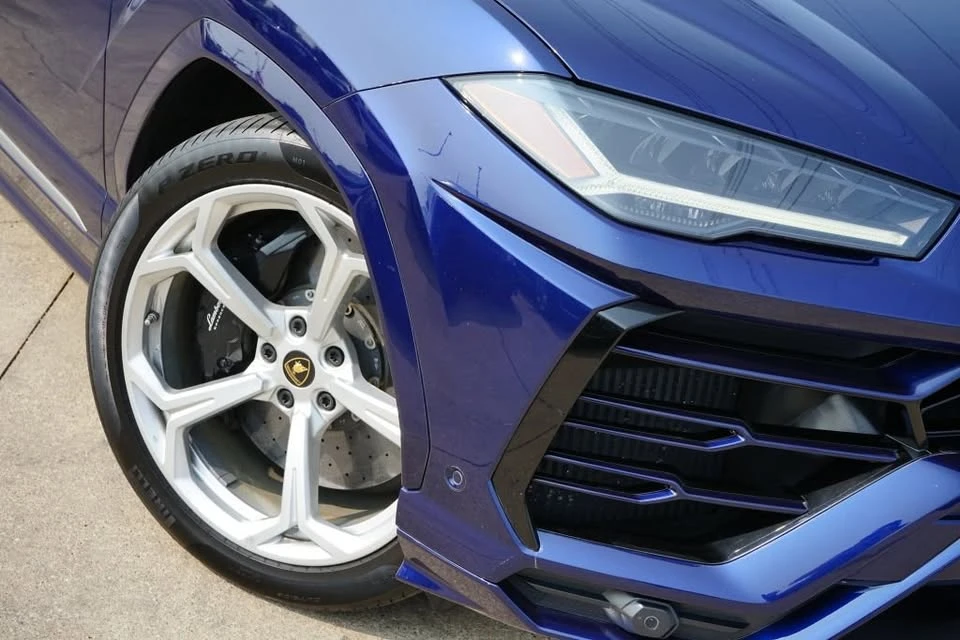 2020 Lamborghini Urus - Image 3 of 20