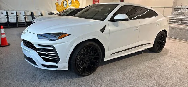 2020 Lamborghini Urus Pearl Capsule Sport Utility 4D