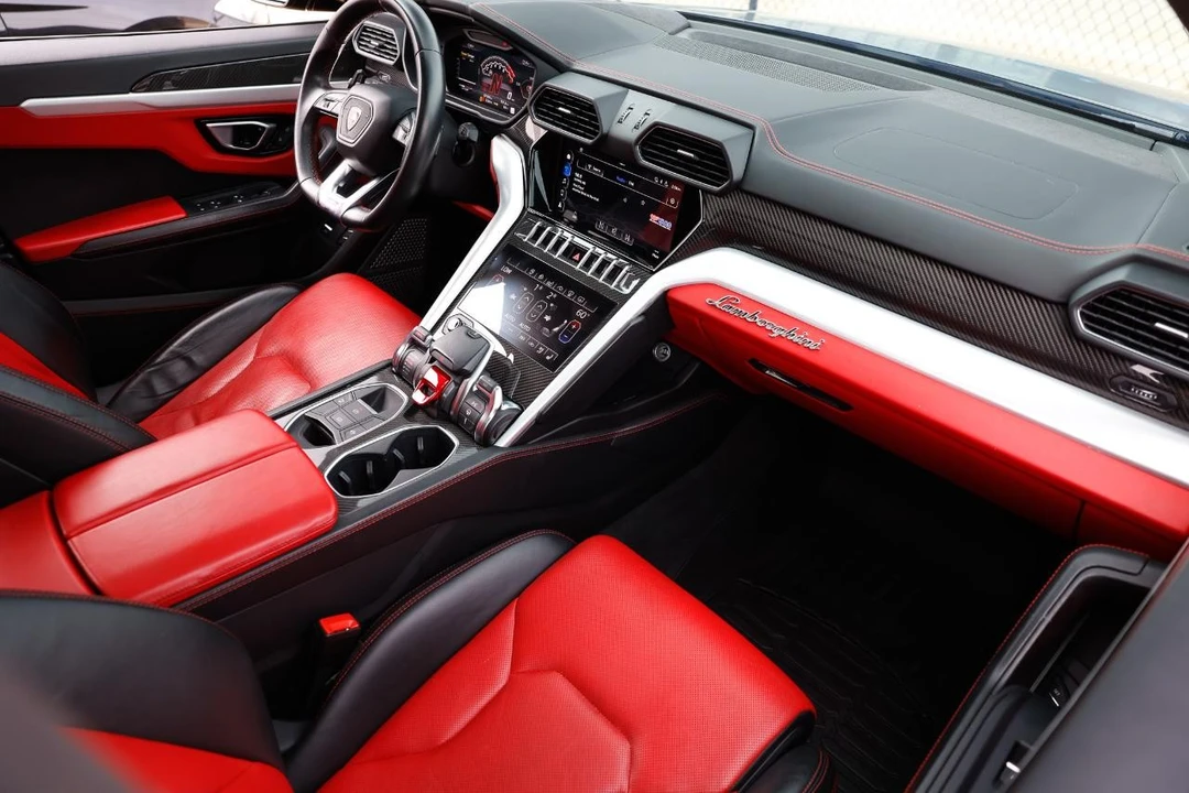 2020 Lamborghini Urus - Image 20 of 21