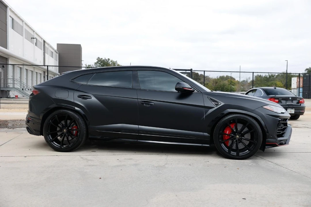 2020 Lamborghini Urus - Image 15 of 21