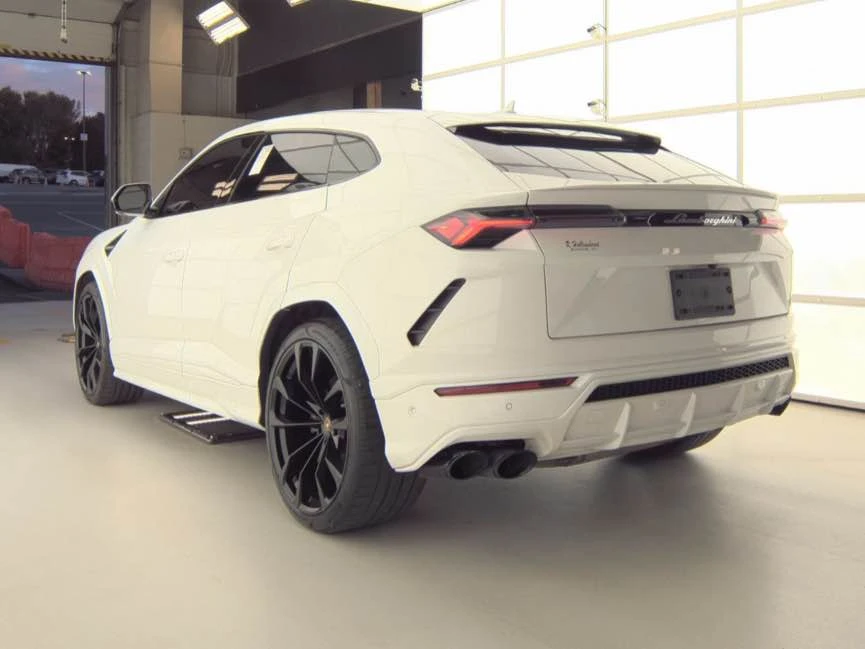2020 Lamborghini Urus - Image 3 of 12