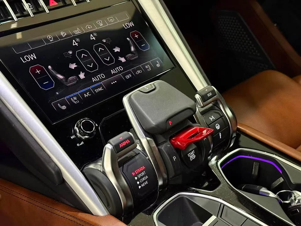 2020 Lamborghini Urus - Image 8 of 20