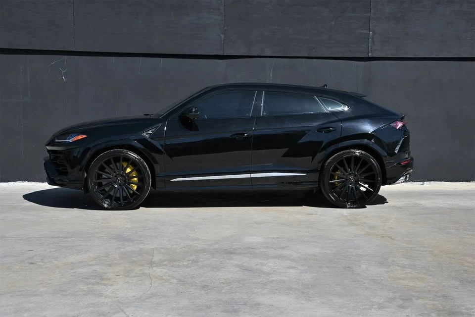 2020 Lamborghini Urus - Image 9 of 20