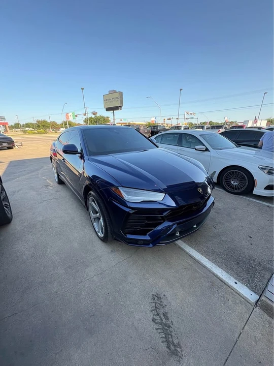 2020 Lamborghini Urus - Image 7 of 9