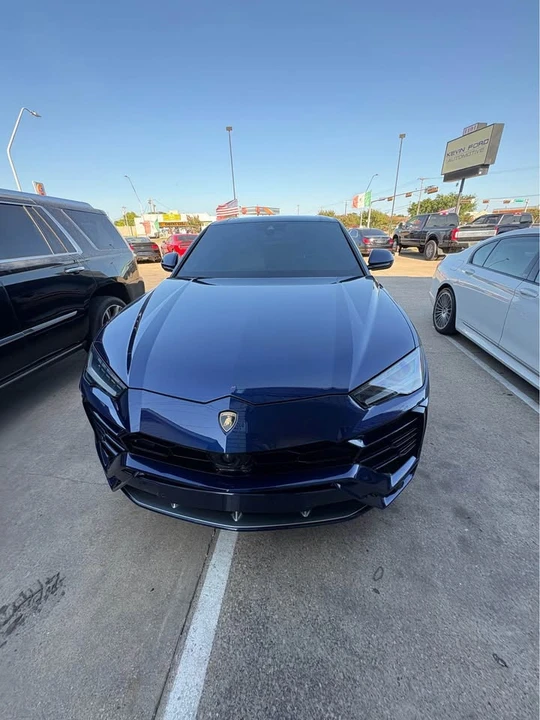 2020 Lamborghini Urus - Image 8 of 9
