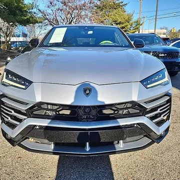 2020 Lamborghini Urus