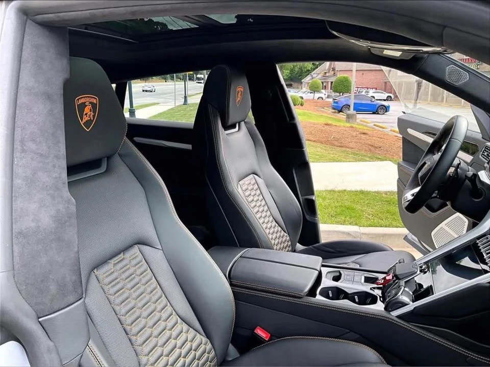 2020 Lamborghini Urus - Image 6 of 11