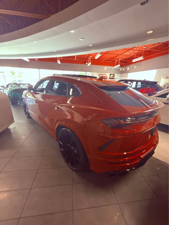 2020 Lamborghini Urus - Image 6 of 12