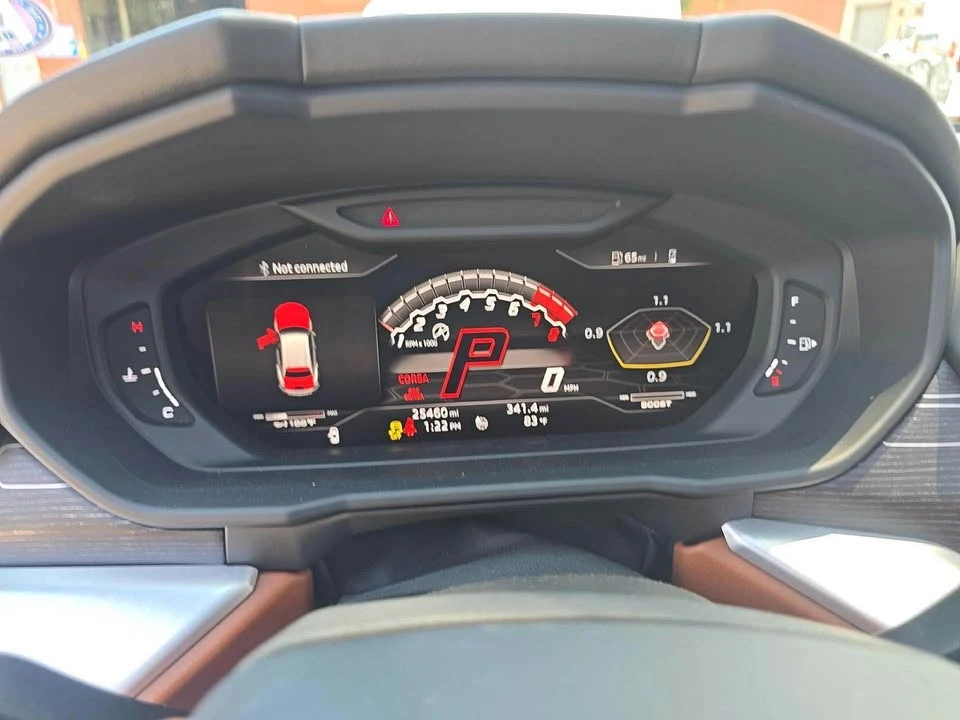 2020 Lamborghini Urus - Image 10 of 13