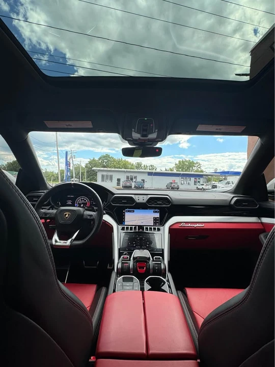 2020 Lamborghini Urus - Image 13 of 20