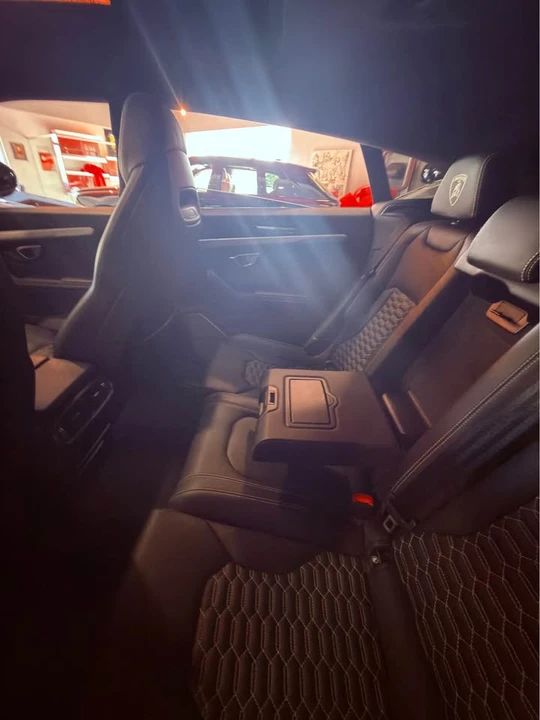 2020 Lamborghini Urus - Image 11 of 12