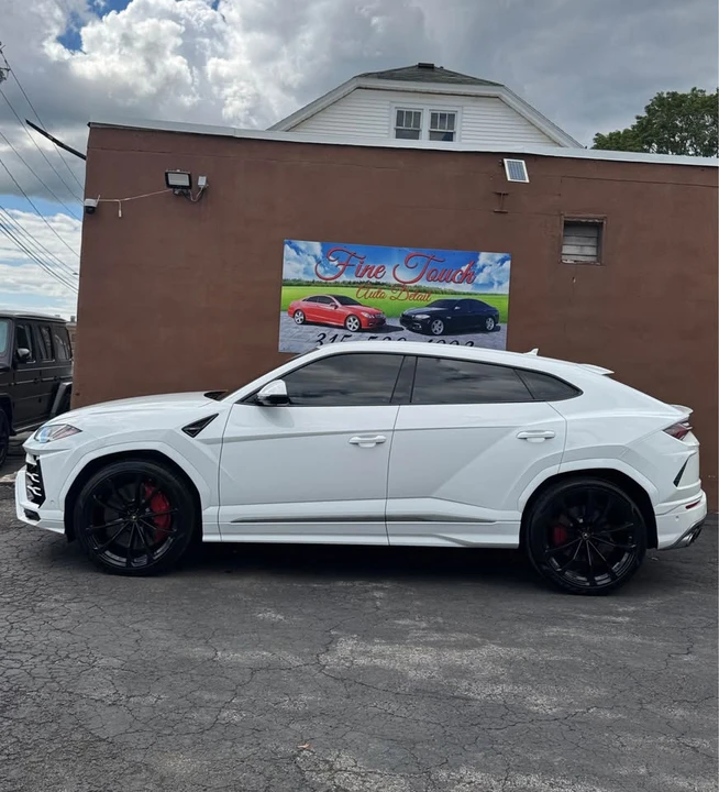 2020 Lamborghini Urus - Image 2 of 20