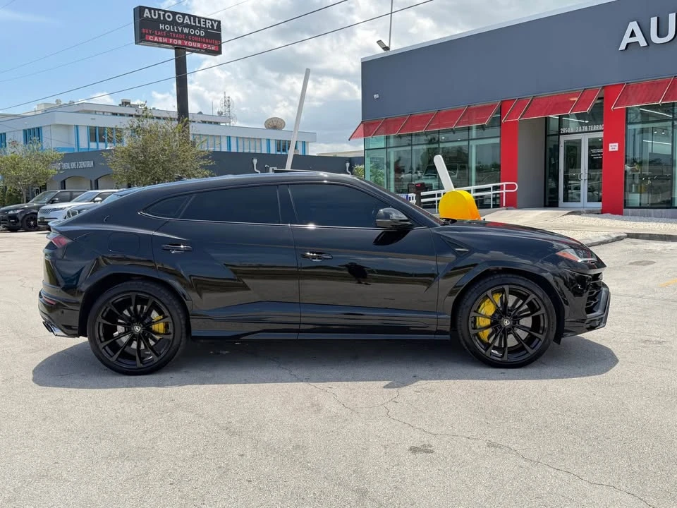 2020 Lamborghini Urus - Image 6 of 17