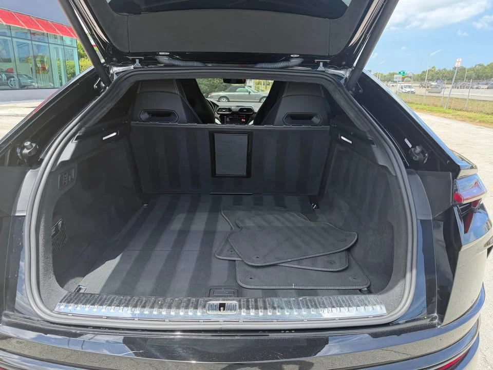 2020 Lamborghini Urus - Image 15 of 17