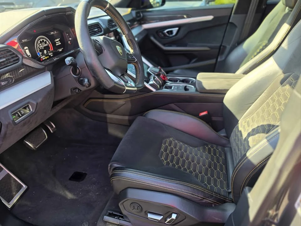 2020 Lamborghini Urus - Image 11 of 15