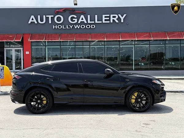 2020 Lamborghini Urus - Image 4 of 10