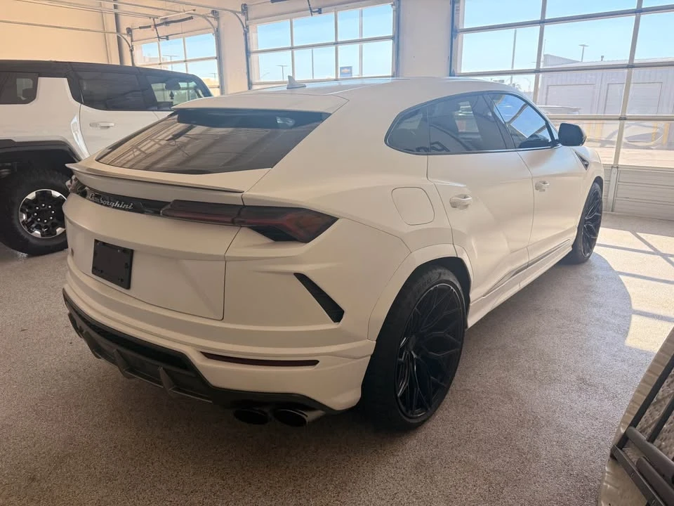 2020 Lamborghini Urus - Image 4 of 16