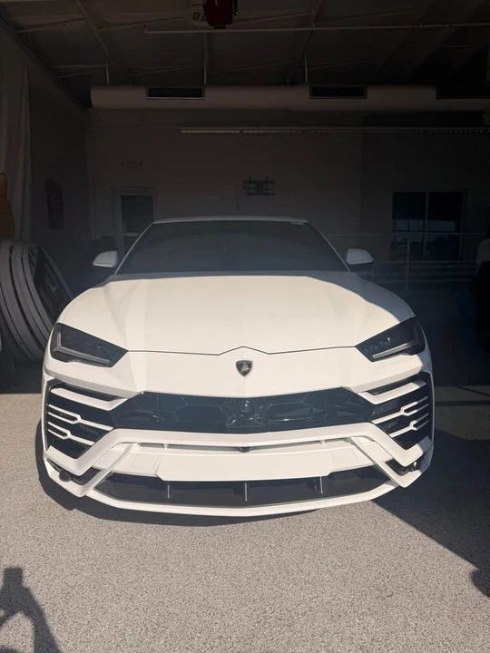 2020 Lamborghini Urus - Image 2 of 16