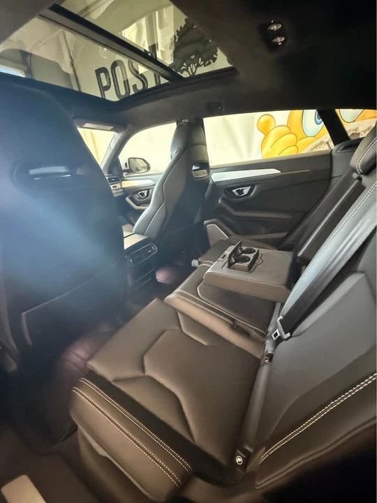 2020 Lamborghini Urus - Image 15 of 16