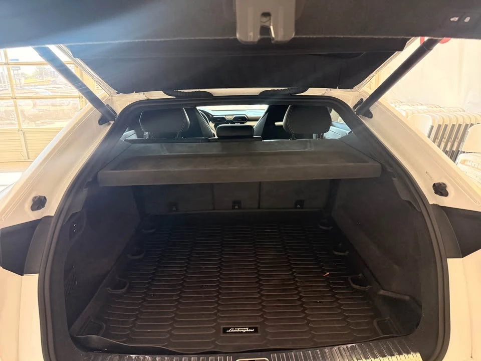 2020 Lamborghini Urus - Image 16 of 16