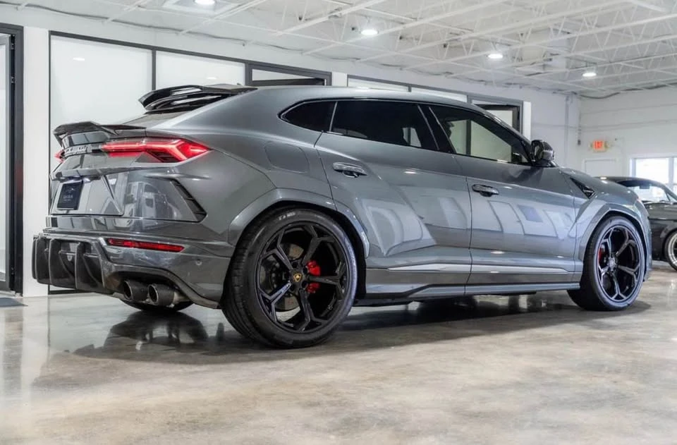 2020 Lamborghini Urus - Image 5 of 8