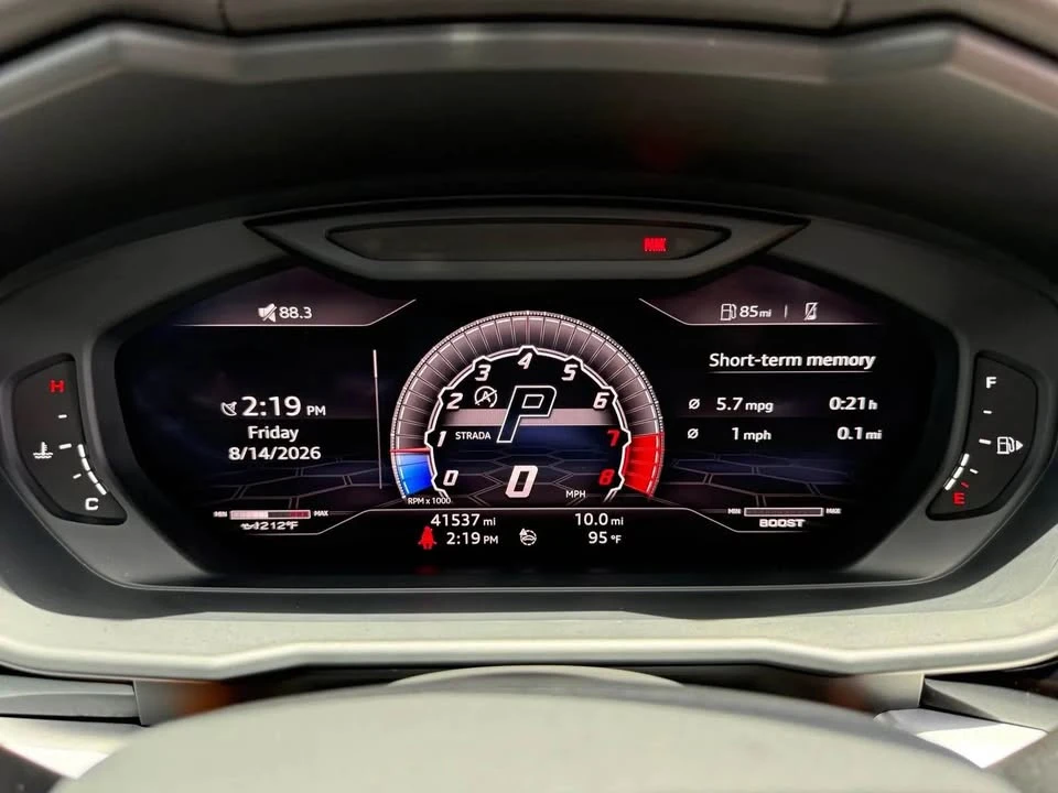 2020 Lamborghini Urus - Image 15 of 17