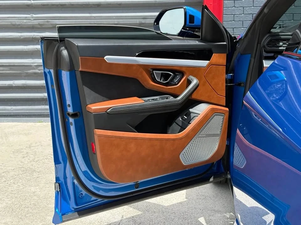 2020 Lamborghini Urus - Image 9 of 17