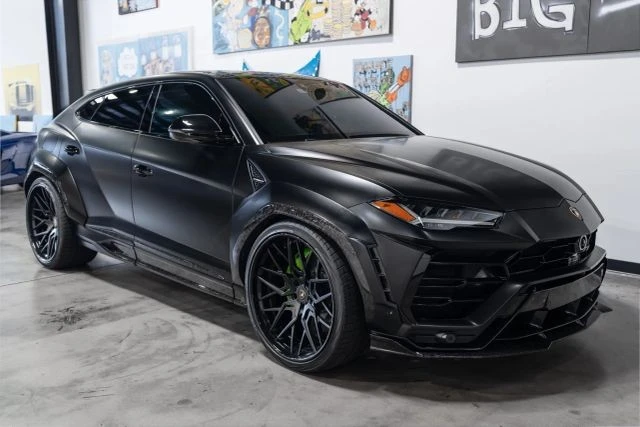 2020 Lamborghini Urus - Image 2 of 21