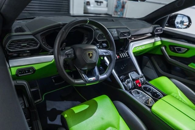 2020 Lamborghini Urus - Image 19 of 21
