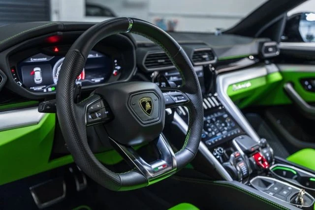 2020 Lamborghini Urus - Image 20 of 21
