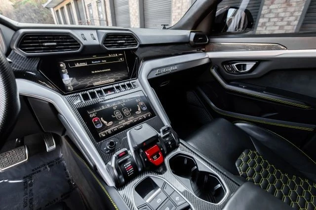 2020 Lamborghini Urus - Image 21 of 21