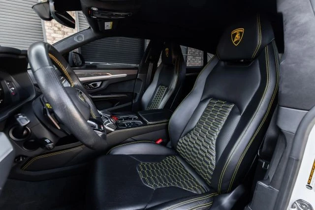2020 Lamborghini Urus - Image 18 of 21