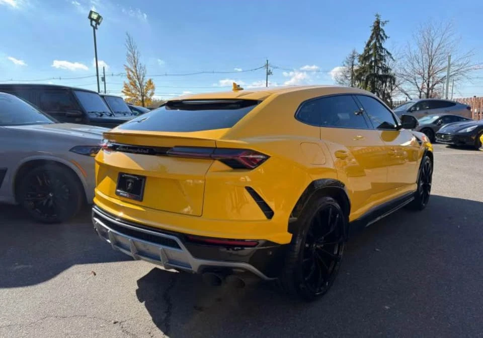 2020 Lamborghini Urus - Image 6 of 10