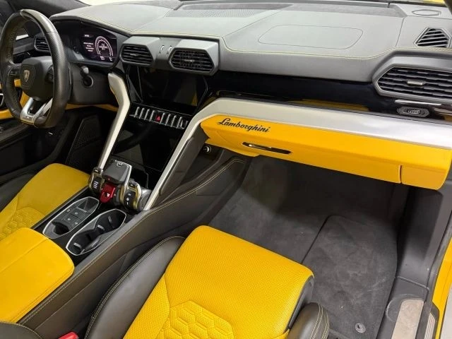 2020 Lamborghini Urus - Image 11 of 12