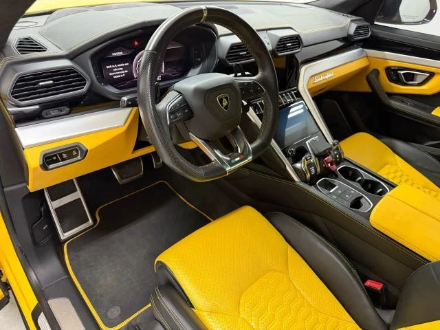 2020 Lamborghini Urus - Image 9 of 12