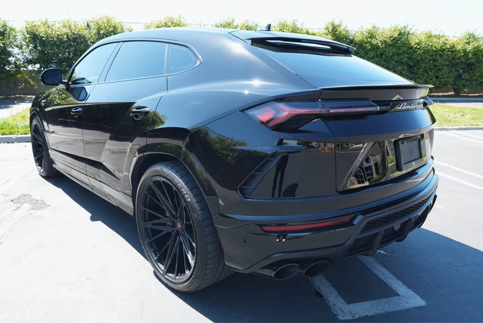 2020 Lamborghini Urus - Image 8 of 20