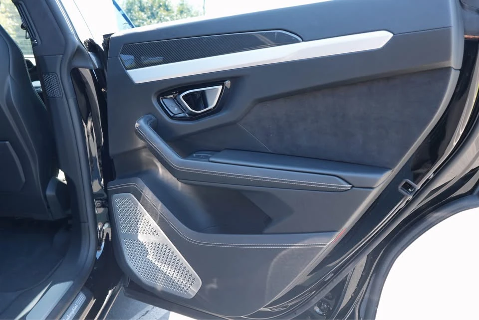 2020 Lamborghini Urus - Image 15 of 20