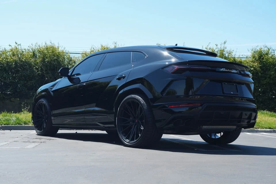 2020 Lamborghini Urus - Image 3 of 20