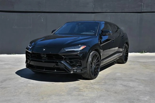 2020 Lamborghini Urus - Image 2 of 29