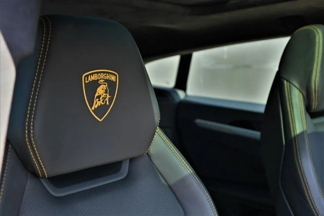 2020 Lamborghini Urus - Image 17 of 29