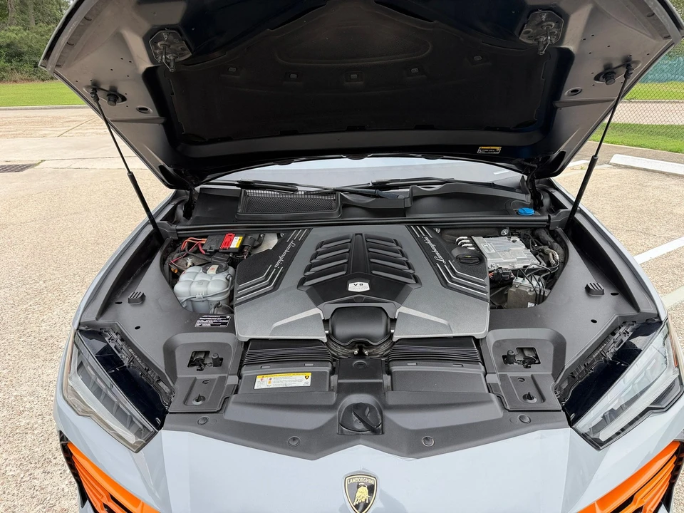 2020 Lamborghini Urus - Image 24 of 31