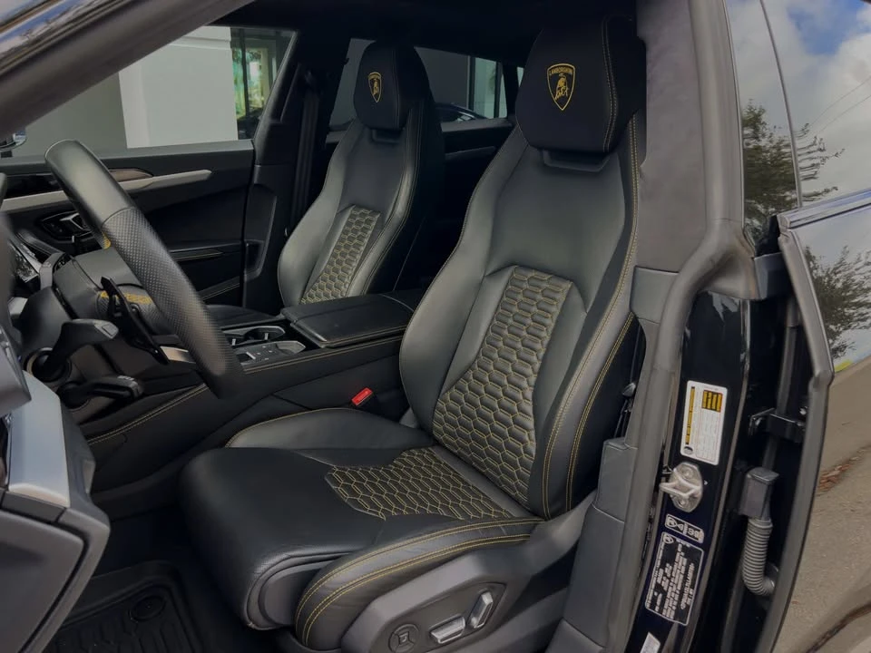 2020 Lamborghini Urus - Image 12 of 16