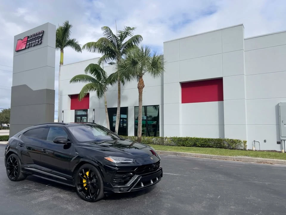 2020 Lamborghini Urus - Image 9 of 16