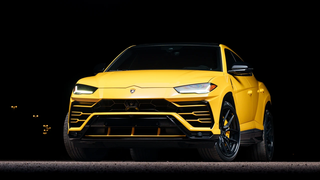 2020 Lamborghini Urus - Image 11 of 31