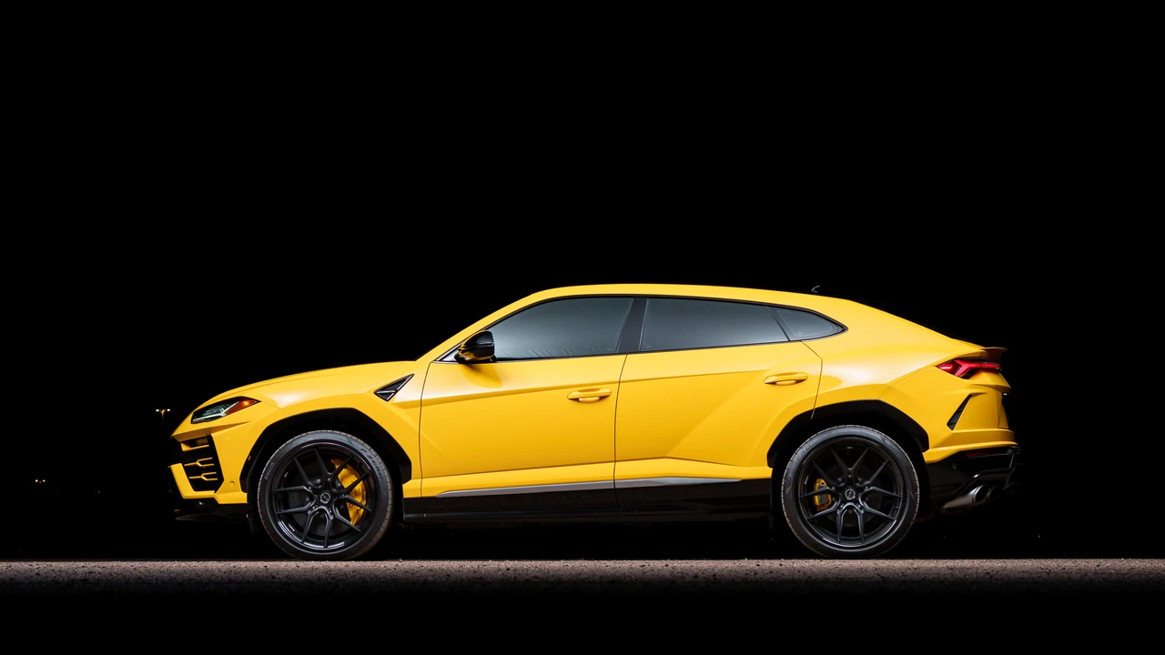 2020 Lamborghini Urus - Image 15 of 31