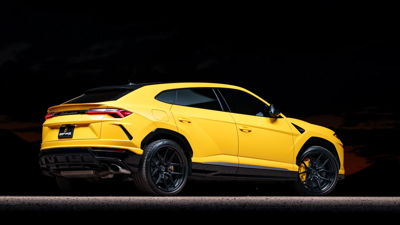 2020 Lamborghini Urus - Image 20 of 31