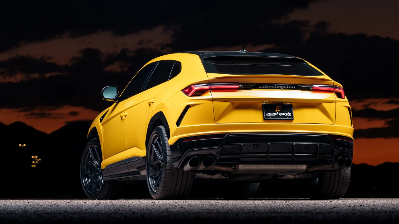 2020 Lamborghini Urus - Image 22 of 31